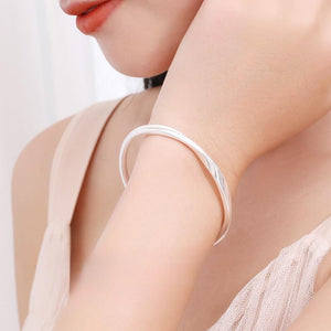 StarGems® Opening Twisted Möbius Ring Handmade 999 Sterling Silver Bangle Cuff Bracelet For Women Cb0092