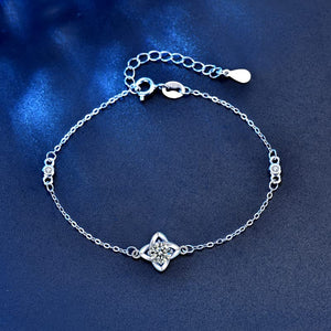 StarGems  0.5ct Moissanite 925 Silver Platinum Plated Zirconia Adjustable Clover Bracelet B4695