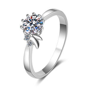 hesy 0.5ct Moissanite 925 Silver Platinum Plated&Zirconia Flower Classical Ring B4538
