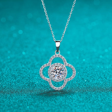 StarGems  Hollow-Out Four-Leaf Clover 1ct Moissanite 925 Silver Platinum Plated Necklace 40+5cm NX111