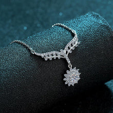 StarGems® Flower Elegant 0.5ct Moissanite 925 Silver Platinum Plated Necklace 40+5cm NX047