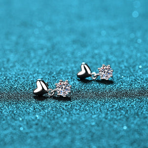 StarGems® Heart-Shaped 0.3ct×2 Moissanite 925 Silver Platinum Plated Stud Earrings EX035