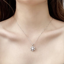 hesy®1ct Moissanite 925 Silver Platinum Plated&Zirconia Snowflake Necklace B4602